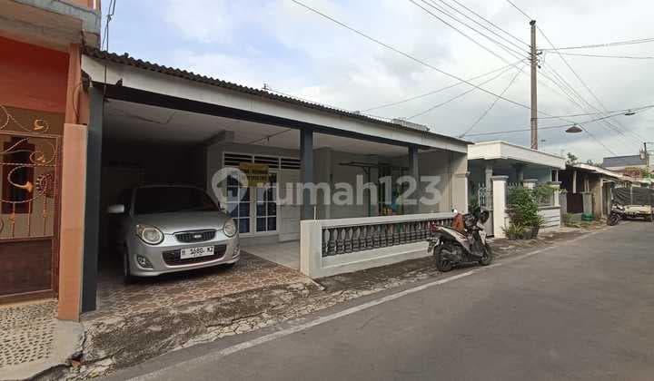 Rumah Sederhana Harga Murah Siap Huni Lokasi Jaten Karanganyar