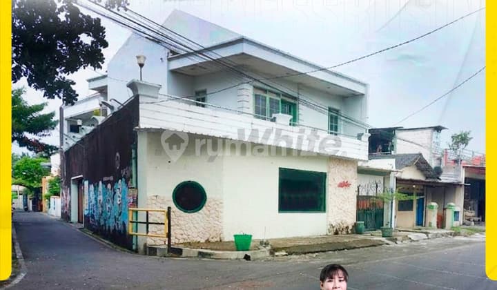 Dijual Rumah Hook 2 Lantai Lokasi Manahan Butuh Uang