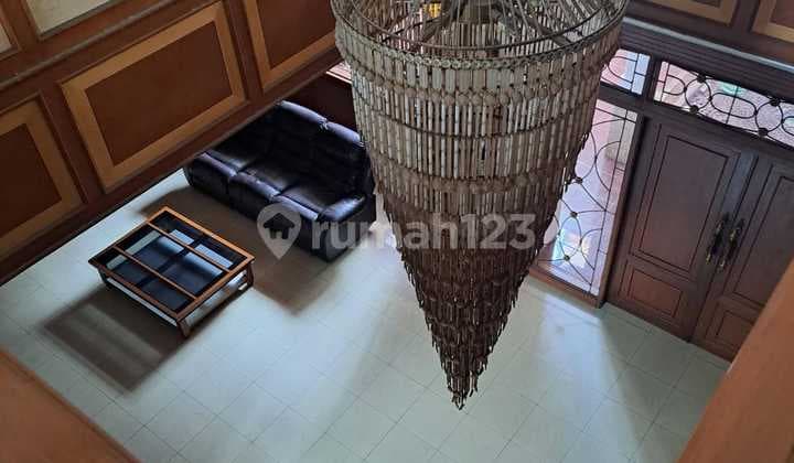 Rumah Terawat Semi Furnished Lingkungan Nyaman Siap Huni di Arcamanik Bandung