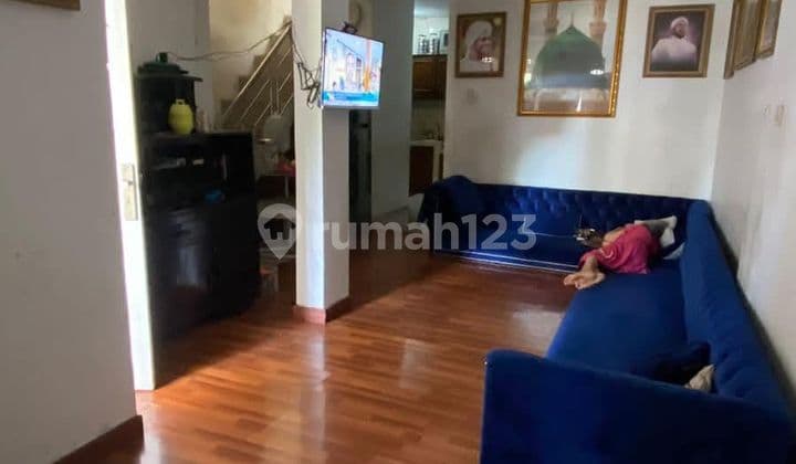 Rumah Bagus Nyaman Terawat 2 Lantai Siap Huni di Melong Green Garden Cijerah Bandung