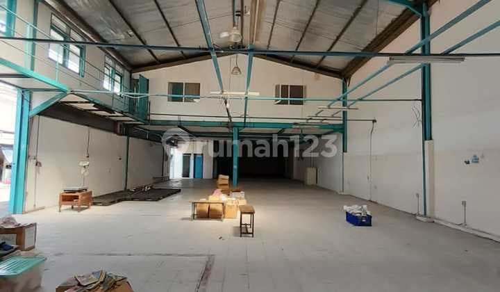 Gudang Bersih Luas Strategis Siap Pakai di Cibeureum Bandung