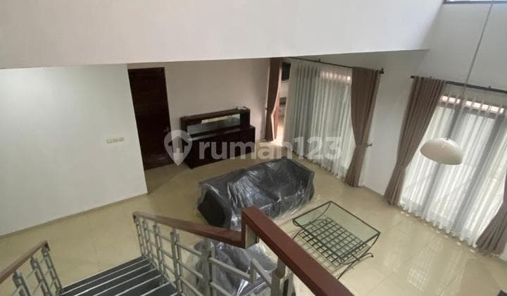 Rumah Bagus 2 Lantai Semi Furnished Siap Huni di Batununggal Jelita Bandung