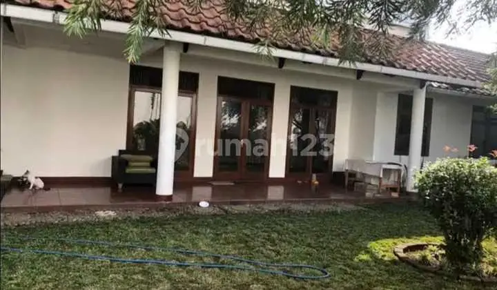 Rumah Bagus Luas 2 Lantai Semi Furnished Siap Huni di Sukajadi Bandung