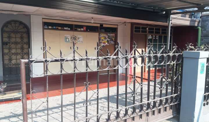 Rumah Bagus Nyaman Lokasi Strategis Siap Huni di Babakan Jeruk Bandung
