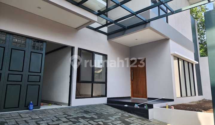 2 Rumah Baru Minimalis Modern 2 Lantai Siap Huni di Cipaganti Permai Bandung