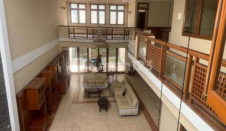 Rumah Cantik Mewah 2 Lantai Minimalis Modern Siap Huni di Budisari Bandung