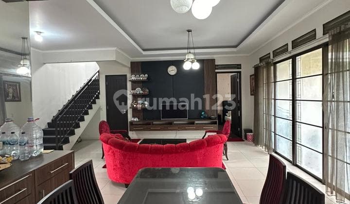 RUMAH LUAS NYAMAN 2 LANTAI FULL FURNISHED SIAP HUNI DI BANDUNG TEMPO DOELOE KOTA BARU PARAHYANGAN KBP BANDUNG