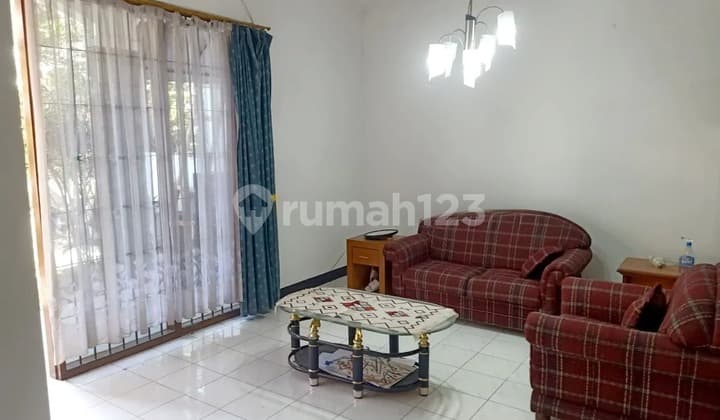 Rumah Cantik Minimalis Modern 2 Lantai Full Furnished Siap Huni di Setraduta Bandung