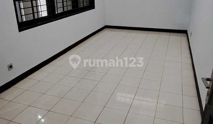 Rumah 1 Lantai Luas Nyaman Terawat Siap Huni di Babakan Jeruk Bandung