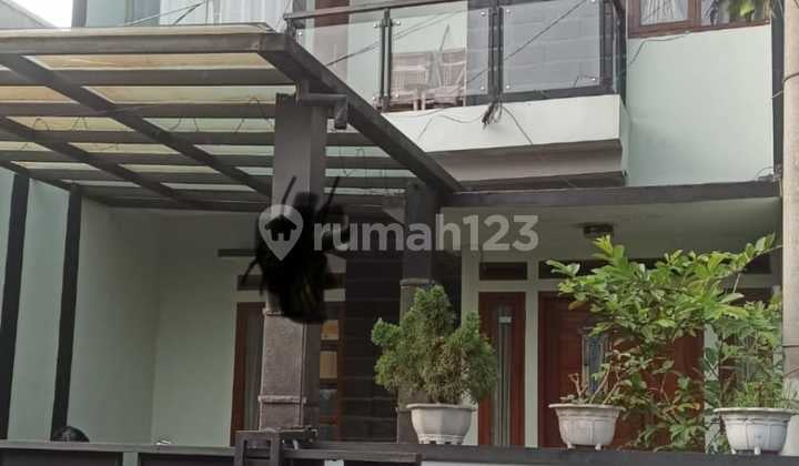 RUMAH MINIMALIS 2 LANTAI NYAMAN STRATEGIS SIAP HUNI DI BATUJAJAR BANDUNG