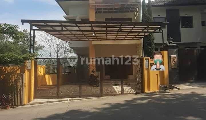 Rumah Minimalis 2 Lantai Siap Huni di Dago Giri Bandung