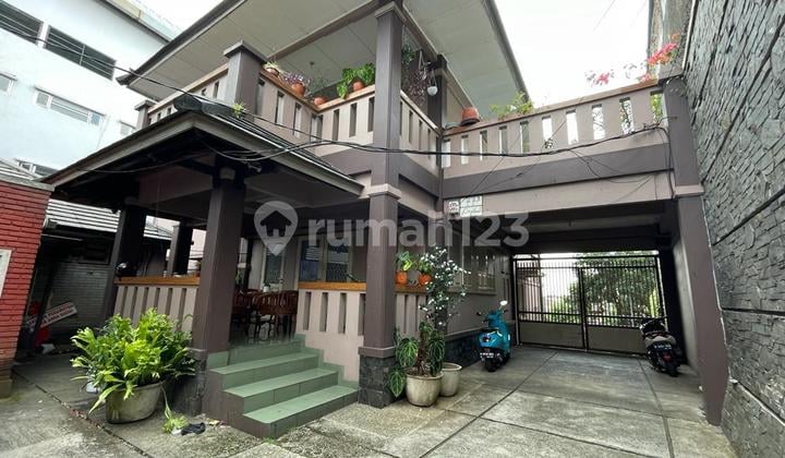 Rumah Luas Nyaman Asri Siap Huni di Cihanjuang Bandung
