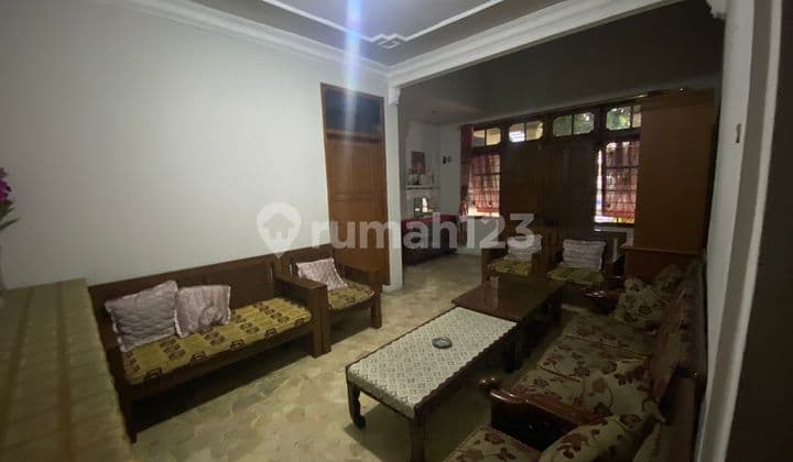 Rumah 2,5 Lantai Cocok untuk Tempat Tinggal atau Kantor Siap Pakai di Ah Nasution Bandung