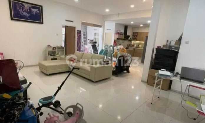 Rumah Bagus 2 Lantai Minimalis Modern Semi Furnished Siap Huni di Cihampelas Bandung