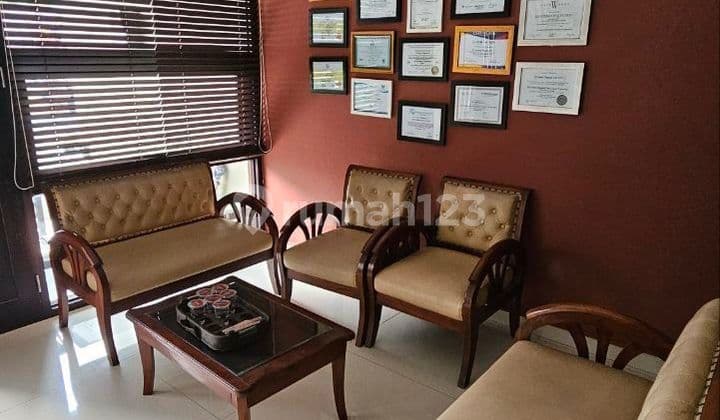 Rumah Nyaman Minimalis Modern Siap Huni di Setraduta Bandung
