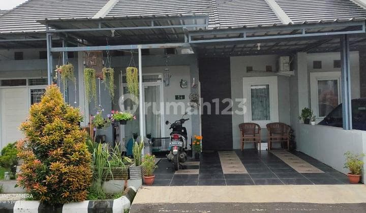 Dijual Rumah di Private Village Cluster Seminyak, Bojongsoang Bandung Siap Huni Dekat Transmart Buahbatu