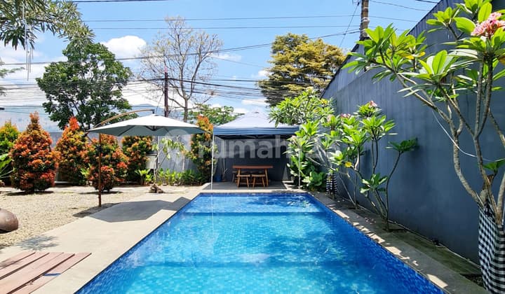 Dijual Villa Mewah dengan Kolam Renang di Cimaung Pangalengan