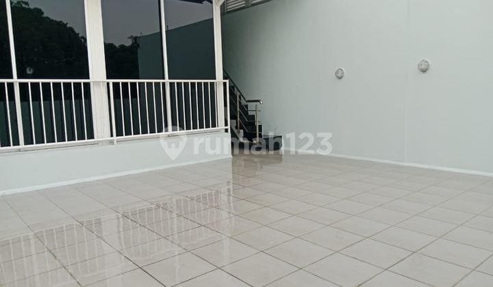 Rumah Keren Minimalis Modern Nyaman Strategis Siap Huni di Menteng Jakarta