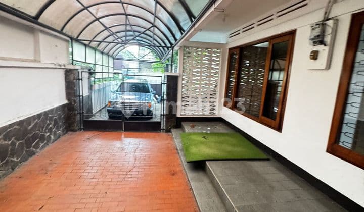 Rumah Luas Asri Nyaman Terawat Siap Huni di Cimanuk Bandung