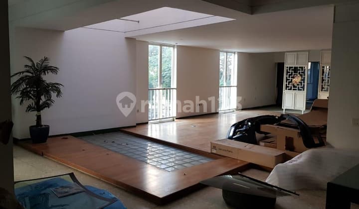 Dijual / Disewakan Ruang Usaha di Daerah Cicendo Lokasi Strategis Cocok untuk Dijadikan Tempat Usaha Seperti Showroom, Kantor,Cafe