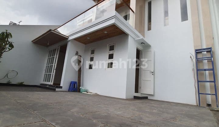 Rumah Minimalis Modern 2 LT di Taman Galaxy ,Bekasi