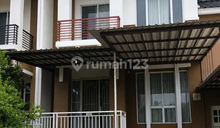Ready to occupy, House, 3 Floors, Near Shopping Center, Flood-free