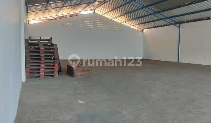 Gudang Akses Kontainer di Kawasan Pergudangan Miami Tegal Alur Jakarta Barat Siap Huni