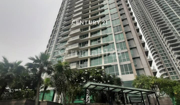 Luxury Apartment With Private Lift at Kemang Village Ritz Tower