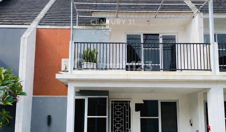 Two-Storey House in a Strategic Location at Prima Aryana Cluster, Karawaci