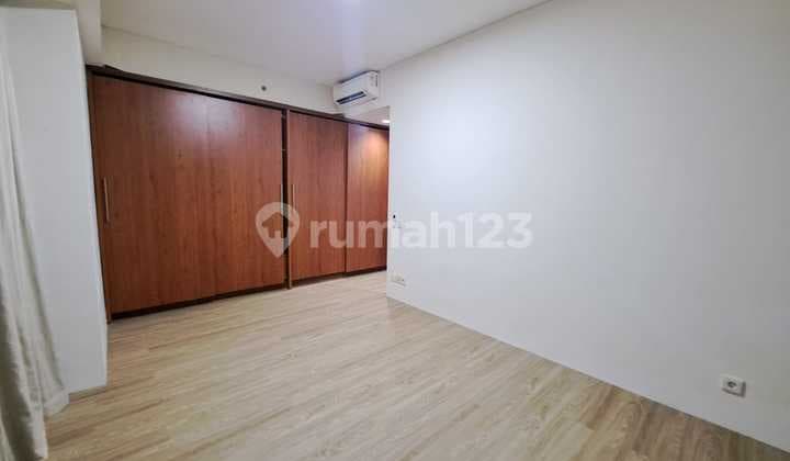 Apartment kemang village residence
