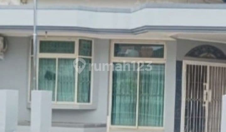 Nice Big House Near Semarang-Jakarta Arterial Road.