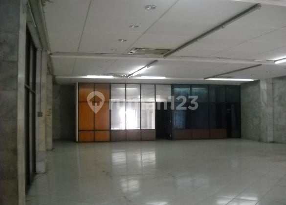 For Rent 2-Story Commercial Space on Jl. Imam Bonjol Semarang. Commercial Location. Near Port. Near Airport. Near Train Station.