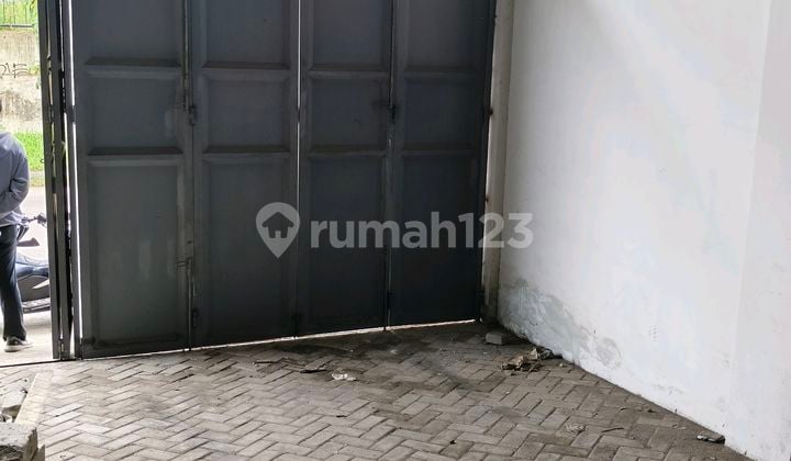 Disewakan Gudang Baru di Semarang Tengah. Tempat Komersiil. Dekat Pelabuhan. Dekat Exit Toll. Dekat Stasiun Kereta Api.
