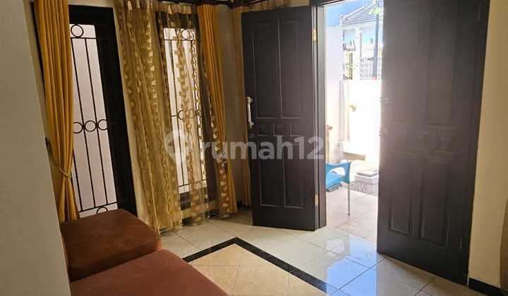 Affordable Fully Furnished House for Rent in the City Center. Near Tugu Muda, Close to Simpanglima.
