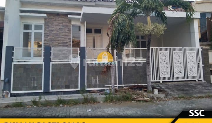 For Sale Nice House Flood-Free Near Airport, Near Harbor, Near School, Near Place of Worship, Near Traditional Market