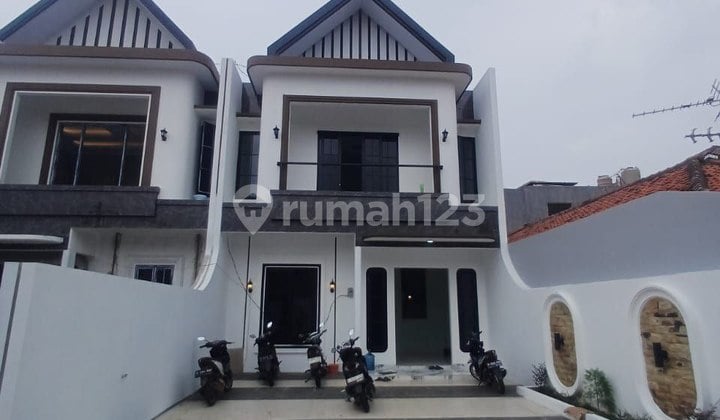 Ready-to-Occupy New 2-Story House in Jagakarsa