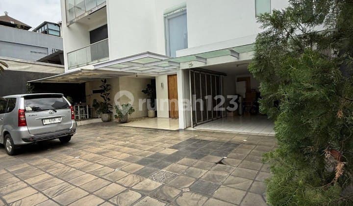 Rumah Bagus Harga Menarik Di Kemang Jaksel