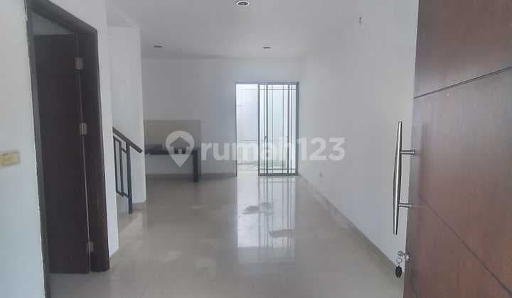 Dijual Cepat Rumah Cluster Asia Green Lake City Termurah