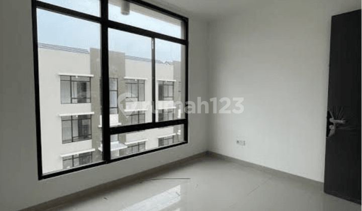Disewakan Condo House di Green Royal Ada 3 AC dan Gorden