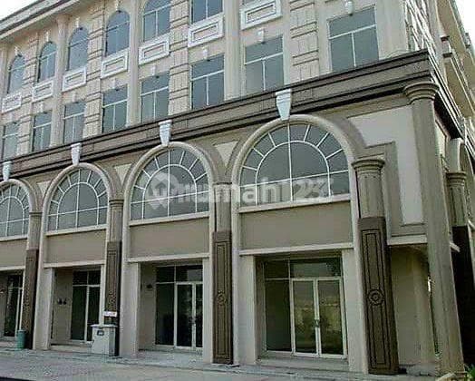 Disewakan Ruko Hadap Jalan Ukuran Langka Crown Green Lake City