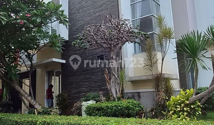 Di Jual Rumah Mewah 2 Lt. Murah Di Area Sektor 9 Bintaro