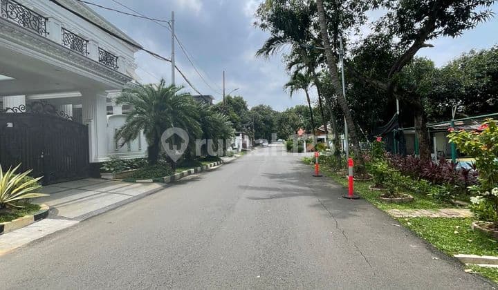 Turun Harga!! New Rumah Mewah Dalam Komplek di Lebak Bulus