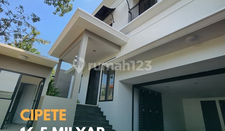 Dijual Rumah Lingkungan Tenang With Swimming Pool di Cipete