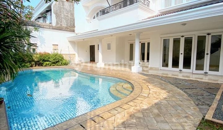 Di Jual Rumah Luas Lingkungan Tenang Bebas Banjir di Lebak Bulus