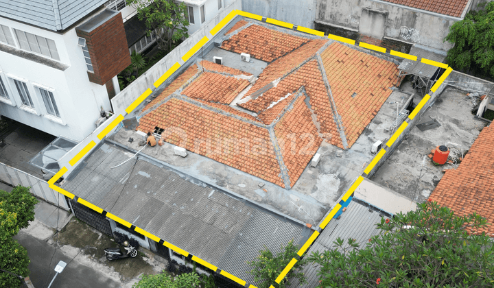 Rumah Hitung Tanah Lingkungan Tenang Area Kebayoran Baru