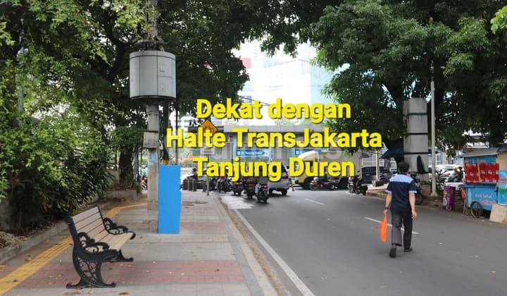 CLASSIC HOUSE WITH LAND CALCULATION IN GELONG BARU TOMANG, VERY STRATEGIC LOCATION NEAR CENTRAL PARK MALL, OFFICE AREA, CAMPUS AREA