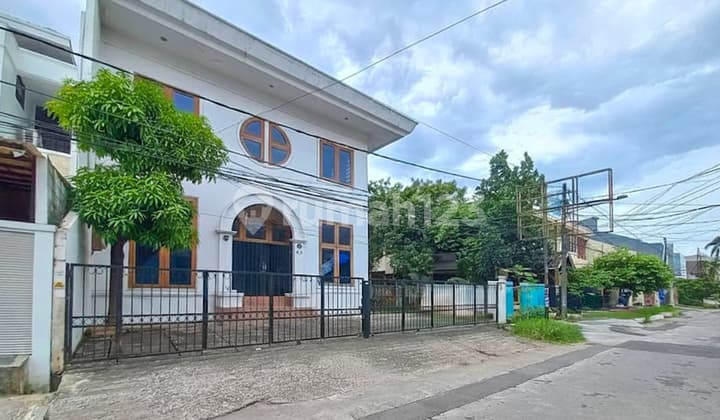 Gedung di Kelapa Gading Dekat Kensington, Kirana Boutique, Sunter