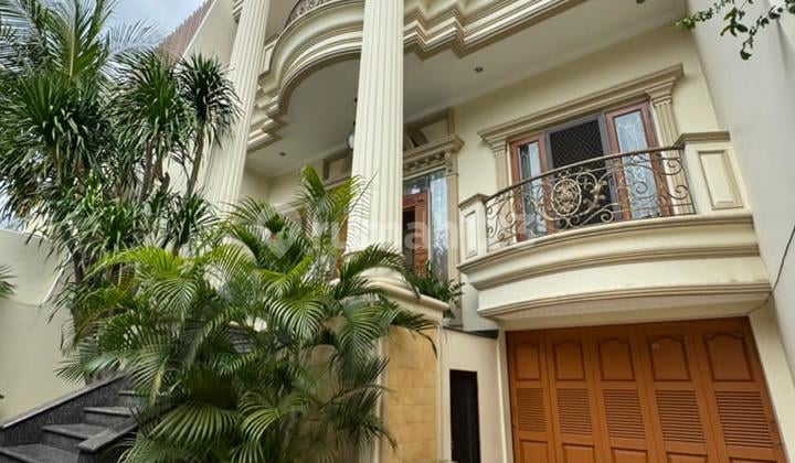 Dijual Rumah Asri dan Mewah Siap Huni di Pik 1