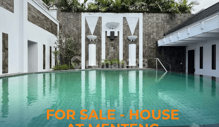 Dijual Rumah Siap Huni American Classic Style