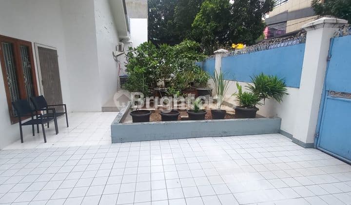 RUMAH MEWAH STRATEGIS TANJUNG DUREN Jakarta Barat